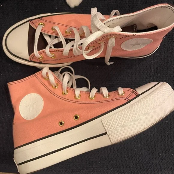 Platform Converse - Picture 1 of 5